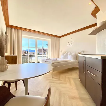 Apartment Cozy Couples I Kueche I Balkon I Parken I Schlossblick *